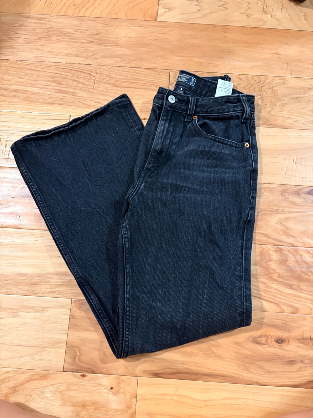 Abercrombie & Fitch Annie High-Rise Wide Leg Jeans Size 26 in Washed Black - Picture 3 of 8
